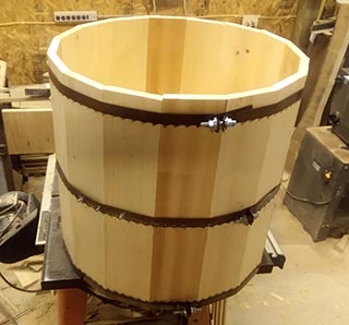 Honey Extractor Stave Calculator