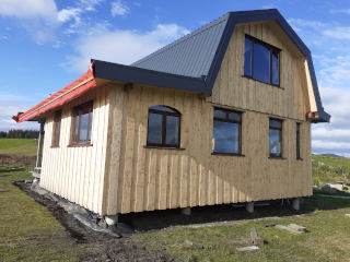 House Complete with Gambrel Roof